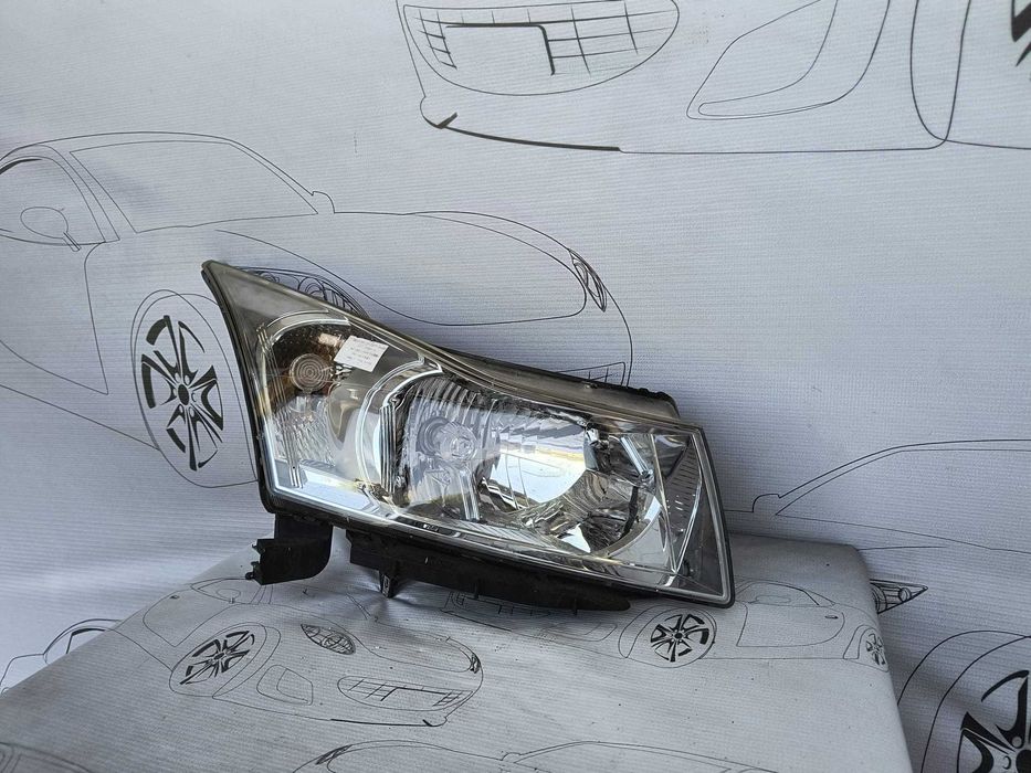 Far Dreapta Uk Halogen Chevrolet Cruze 2013 / 2009-2016 Cod OEM J95137780 (1E1)