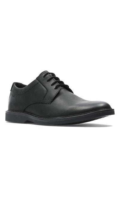 Clarks Кожени  обувки  Atticusс овален връх  тип Derby