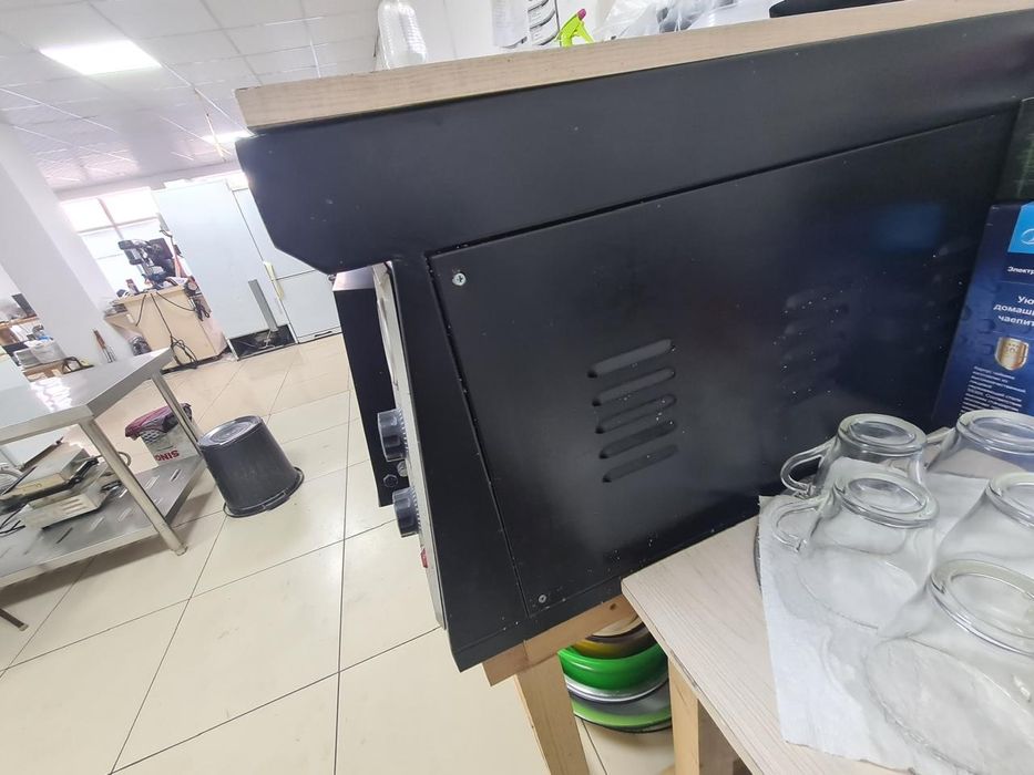 Продаётся профисиональная пицца печь