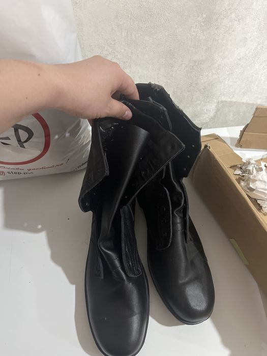 Берцы летнии 44 размер.