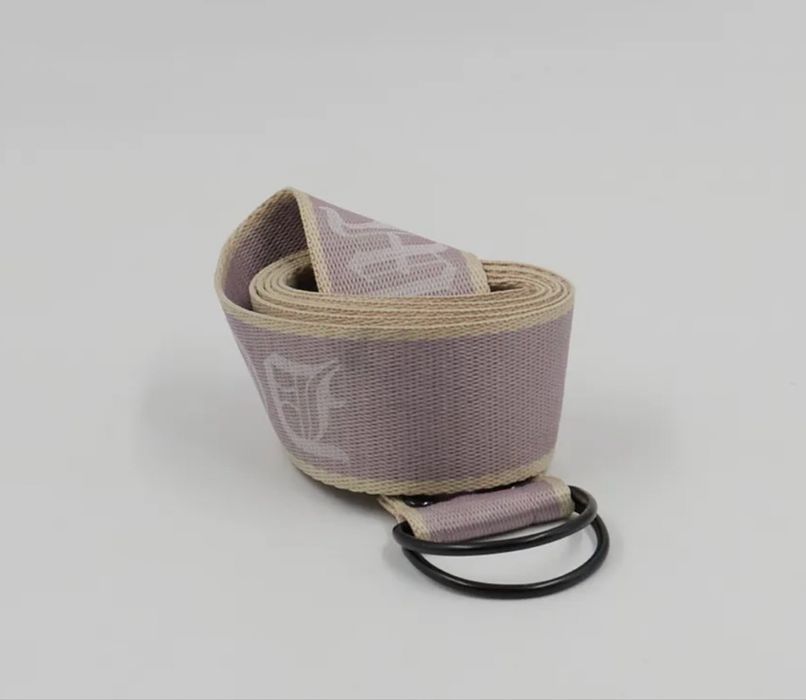 2 ремня, разных цветов