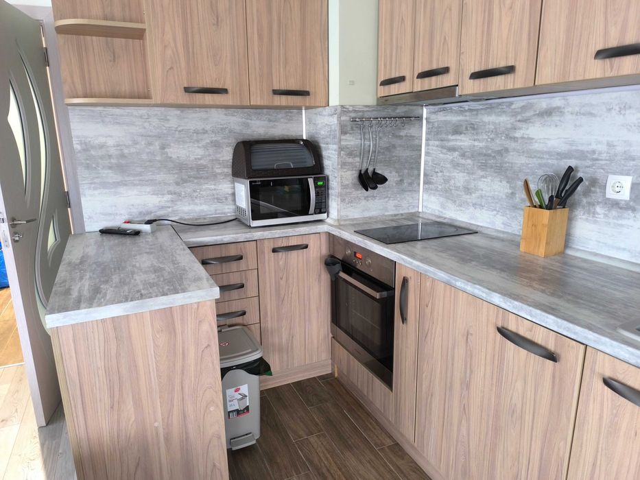 Продава се Двустаен апартамент в Варна, Погреби - 80 кв.м за 2375 €/кв.м - Снимка #9