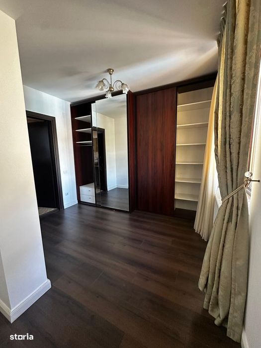 Vila individuală cu piscină privată,, teren 1000 mp – Pipera