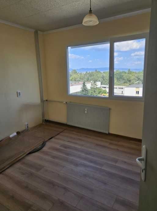 Продава се Двустаен апартамент в София, Изток - 52 кв.м за 2077 €/кв.м - Снимка #1