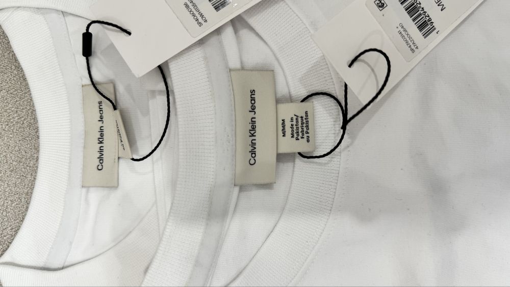 Футболка женская от Calvin Klein