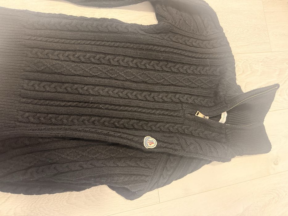 Moncler пуловер quarter zip