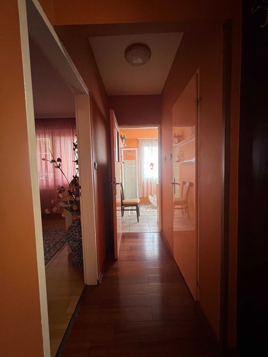 Двустаен апартамент за продажба в кв. Дружба 1, до Фантастико