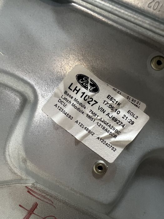 macara geam stanga fata  ford focus 2 2010