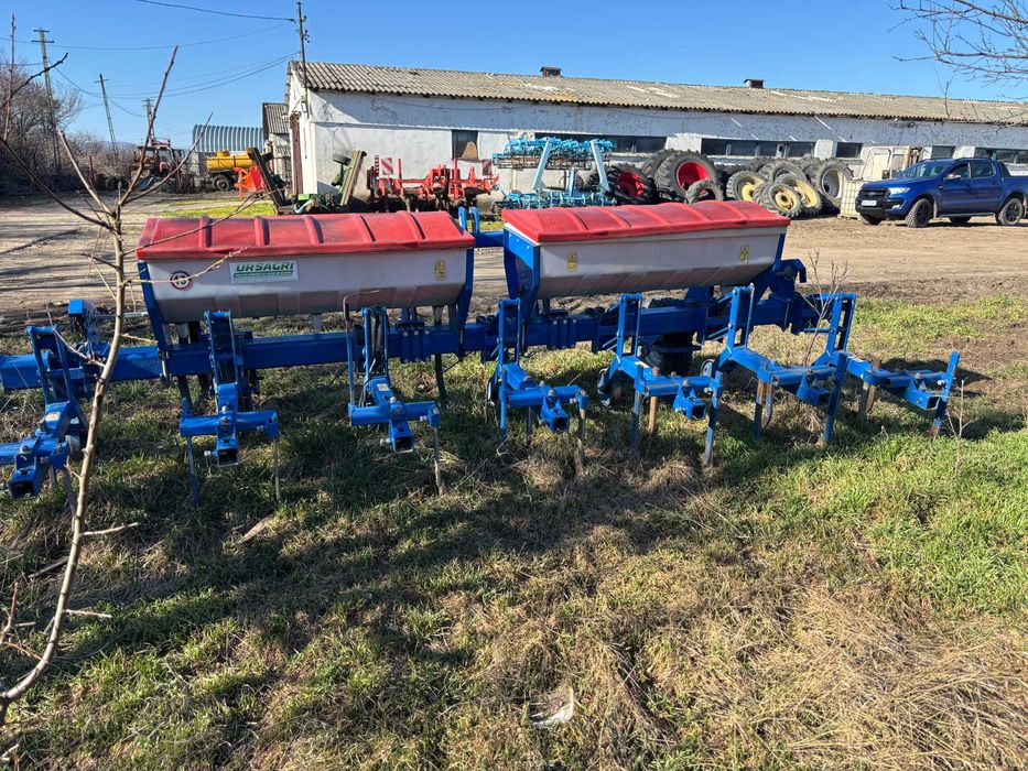 Cultivator cu fertilizare Mecanica Ceahlau CFM -7, 7 randuri, 2018