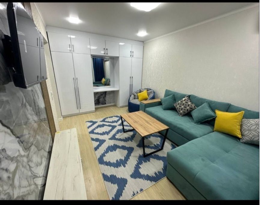 ×Чиланзар 7, 1/2/5‼️Дом вдоль дороги  Мукими‼️ Продаётся квартира