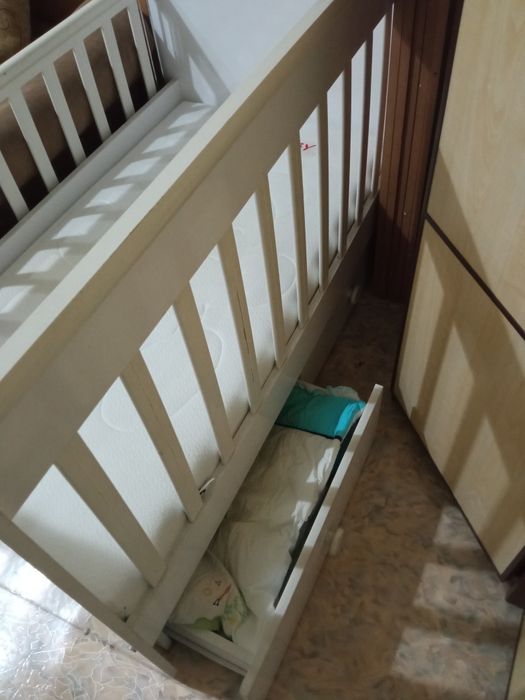 Кроватка маятник