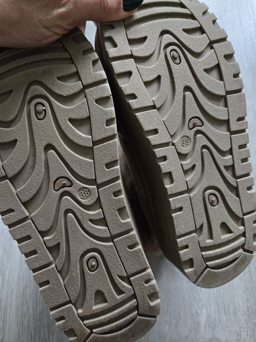 Дамски боти, номер 38