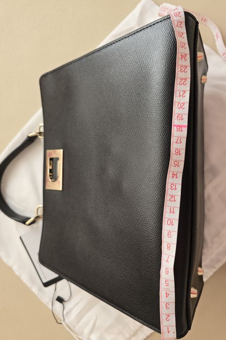 Geanta Furla, neagra din piele