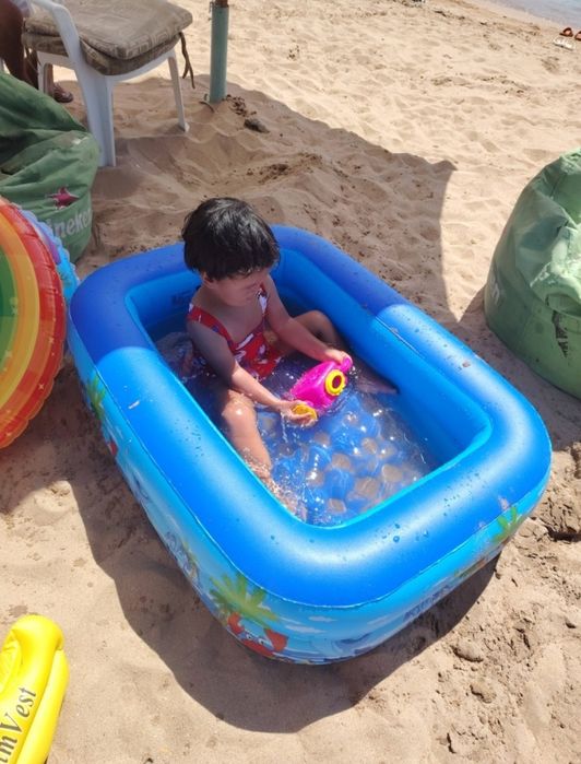 детский надувной бассейн