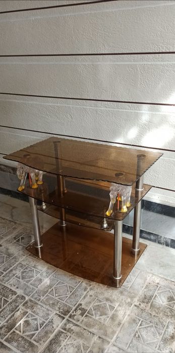 Стеклянная подставка