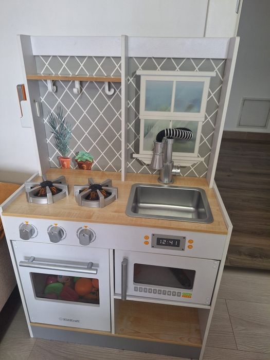 Bucatarie de lemn copii