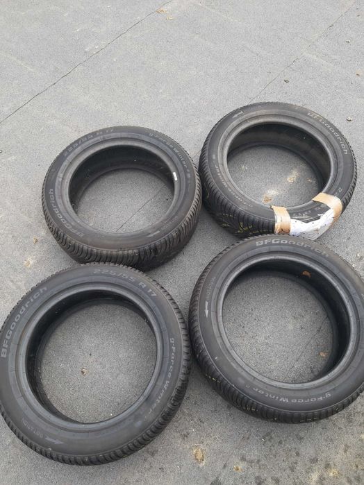 Vand 2 buc.   anvelope iarna      215/60/17 KUMHO