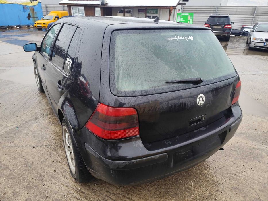 VW Golf 4 - 1.9TDI - 90к.с - 1998г. на части