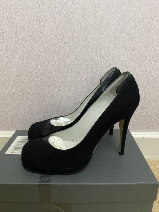 Женские вечерние туфли