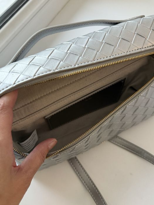 Продам женскую сумку
