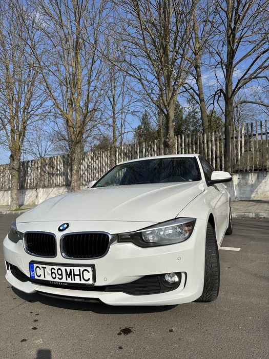 BMW Seria 3 (2015) – stare foarte bună