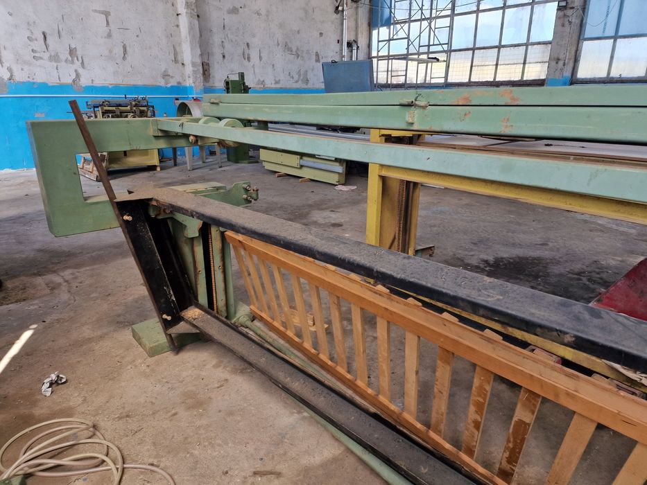 лентов шлайф с автоматично вдигане на масата 3000мм.