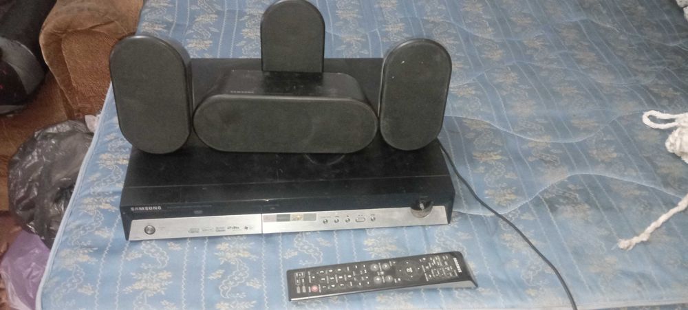 самсунг, двд, HDMI. USB. кароке