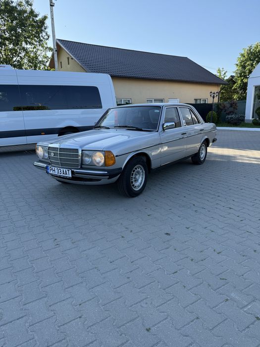 MERCEDES-BENZ E-Class 1981 — imagine 3