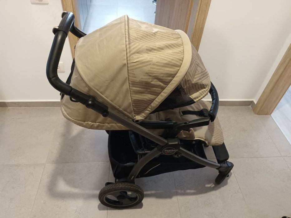 Cărucior Peg Perego -putin folosit, în stare foarte bună