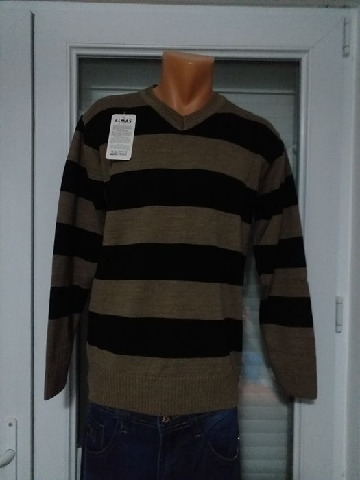 Pulover bărbați/băieți diferite mărimi și culori