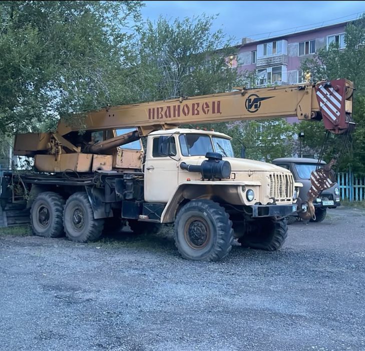 Продам автокран Ивановец