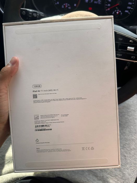 Продам iPad Air 11-inch (M3) Wifi