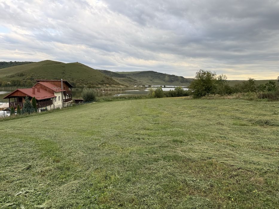 Teren  Pe Malu Lacului GEACA * 1500 M  com  Geaca jud Cluj