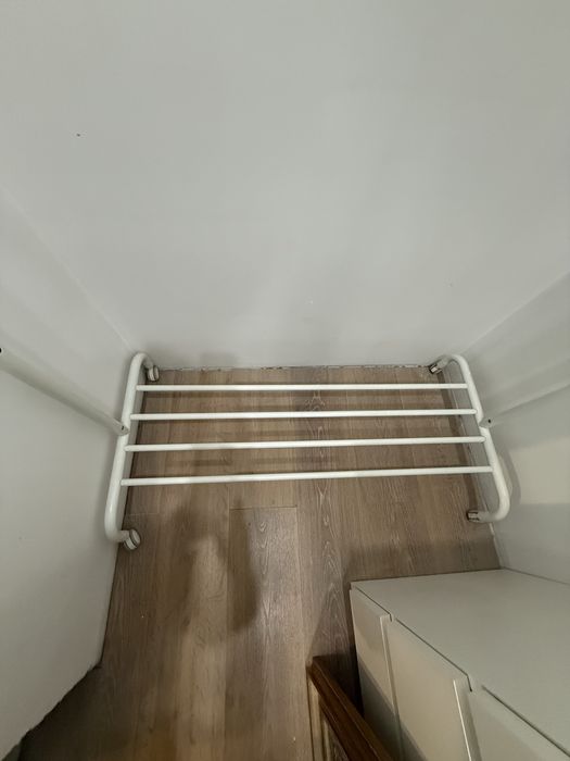 Вешалка напольная для одежды