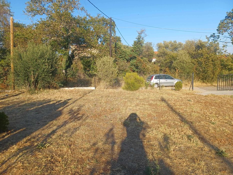 Продава Бизнес парцел 1000м2 с къща 50м2 до морето Неа Кердилия,Гърция