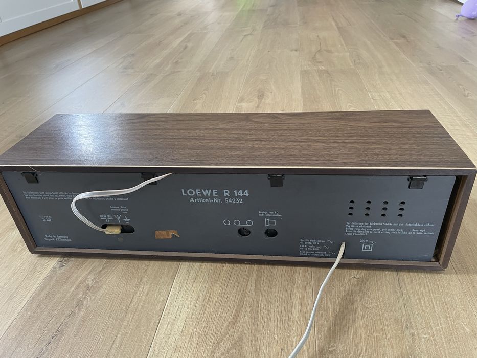 Radio Loewe Opta R144 Sensotronic