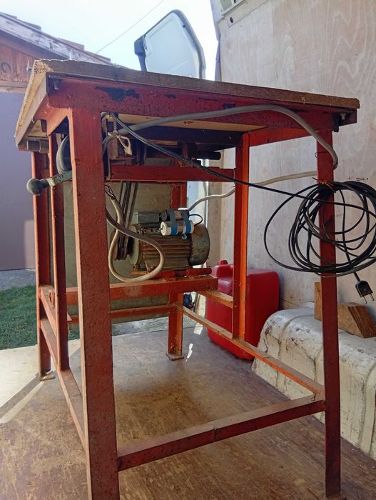 настолен циркуляр