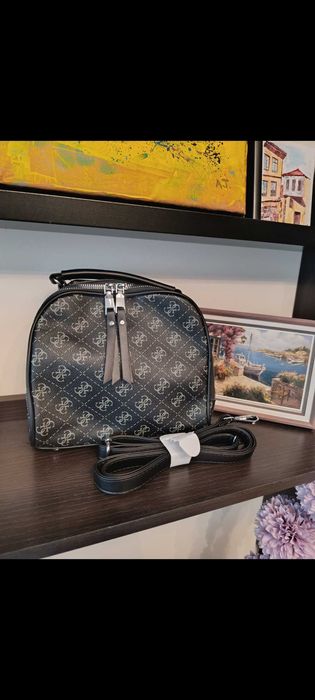 Чанта guess нова