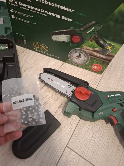 Mini drujba parkside / ferăstrău pe acumulator