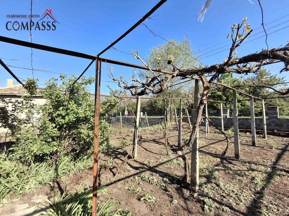 Продава се Къща в с. Преселенци, Област Добрич - 120 кв.м за 225 €/кв.м - Снимка #17