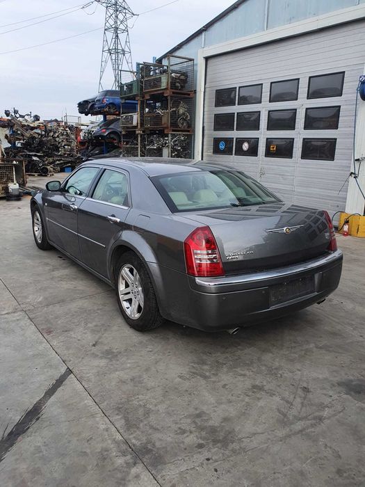 CHRYSLER /300/ Dezmembrez/Dezmembram