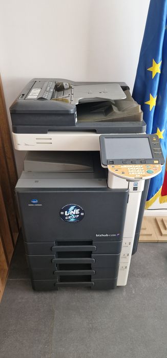 Vând imprimanta Konica Minolta bizhub C220
