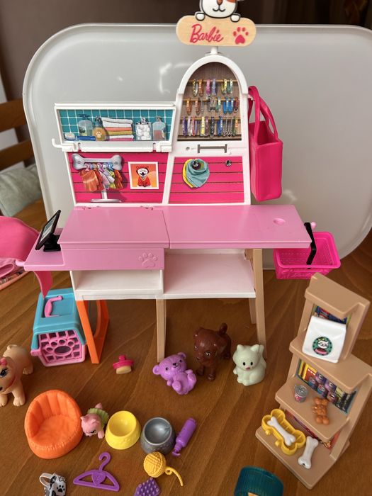 Барби Комбиниран магазин за храна за домашни животни и греминг салон