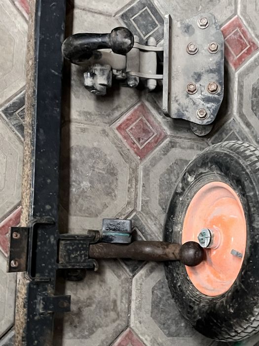 Фаркоп на машину