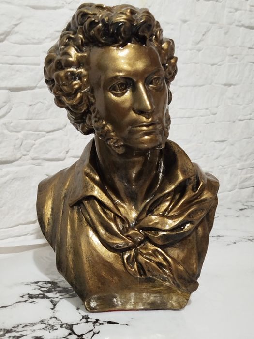 Бюст Александр Сергеевич Пушкин