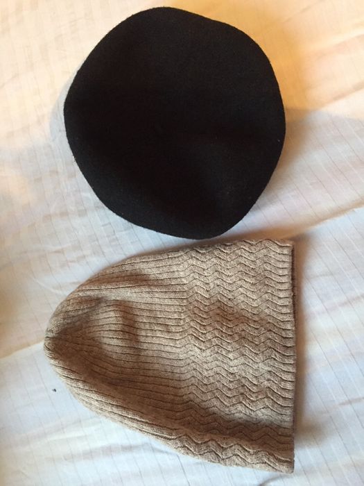 Продам шапки, кепки в подарок