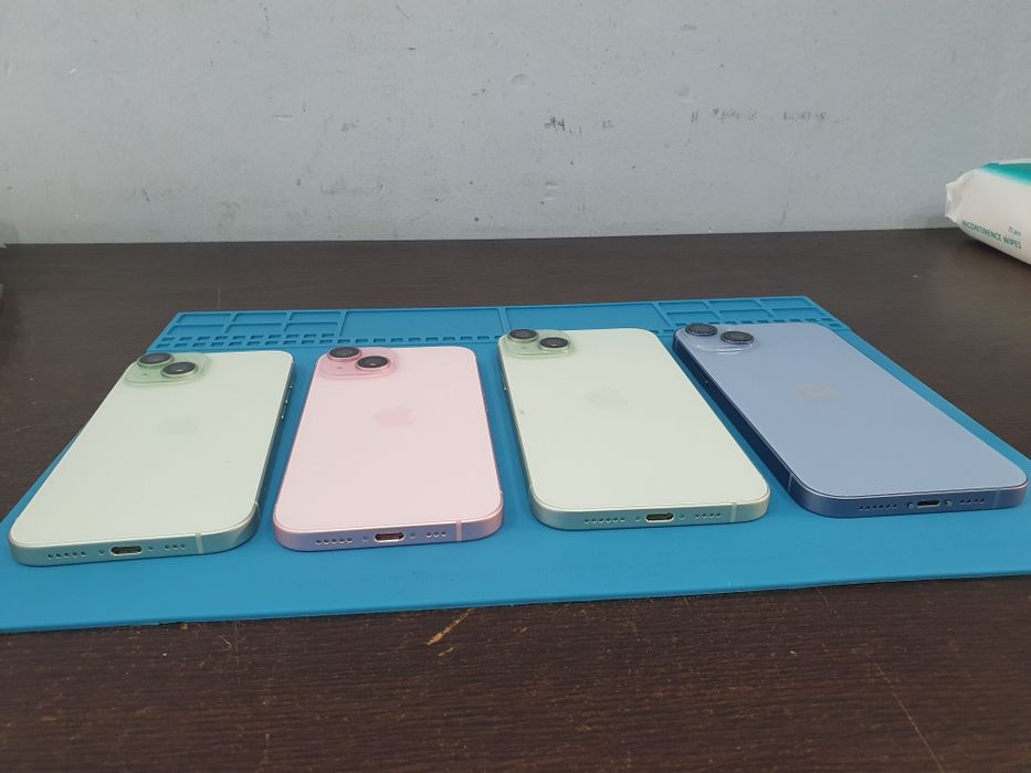 Carcasa display LCD iphone 15 /15 plus originala
