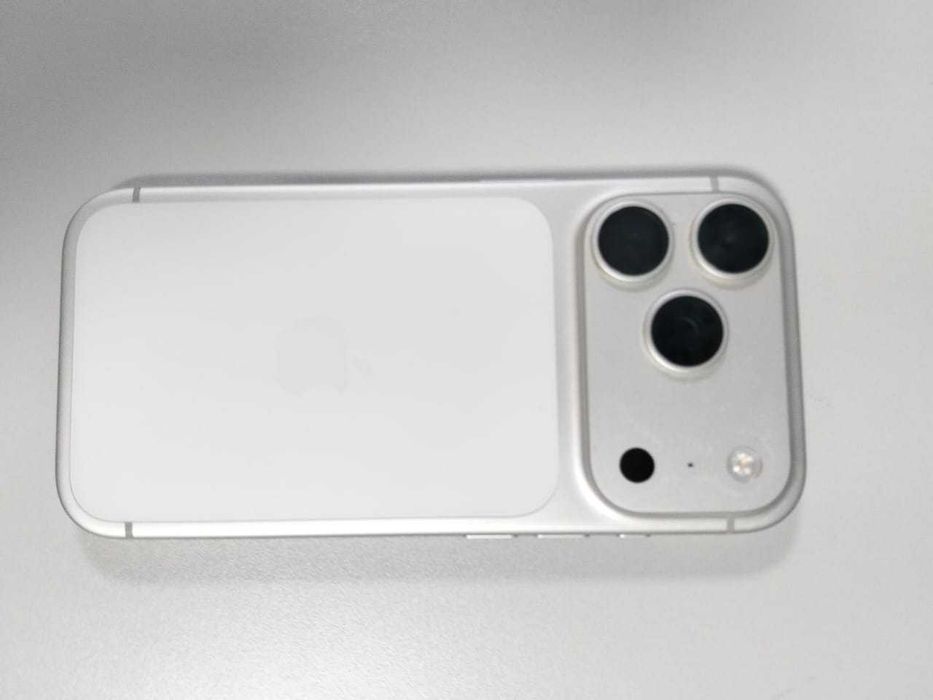 Apple iPhone 17 Pro