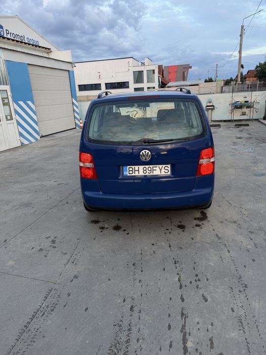 VOLKSWAGEN Touran 2005 — imagine 4