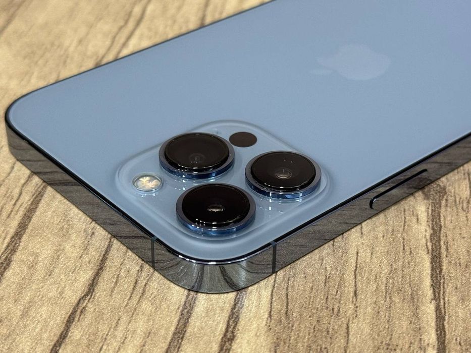 Продам iPhone 13 Pro Max 128GB Sierra Blue Б.У